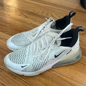 Nike Air Max 270